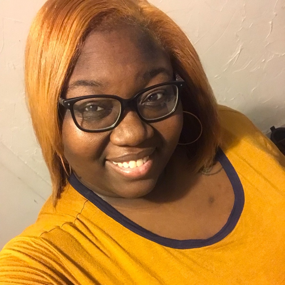 Meet your Posher, Danyelle